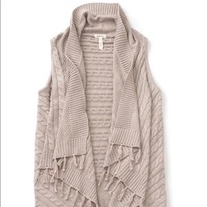 Matilda Jane, Minds Eye Cable Knit Tassel Vest NWT